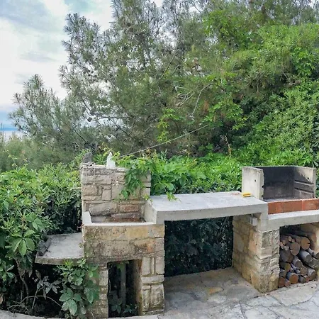 House Lucy Crveni Vrh